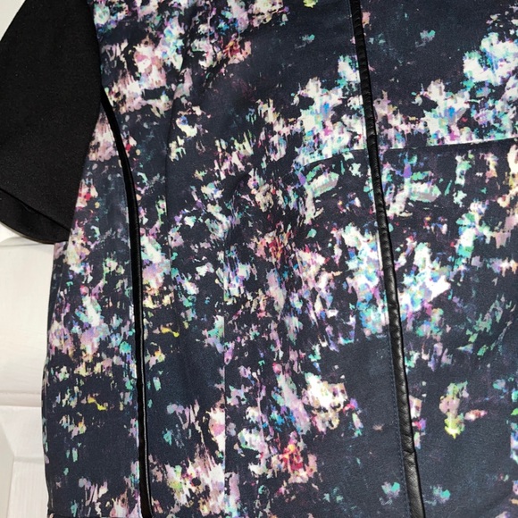 CLUB MONACO Shayla Mini Dress Black Abstract Print Faux leather Enchanted Forest - Picture 9 of 15